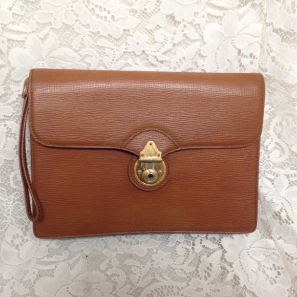 Burberrry Tan-Brown Leather Mens Wristlet With Key - Picture 1 of 8